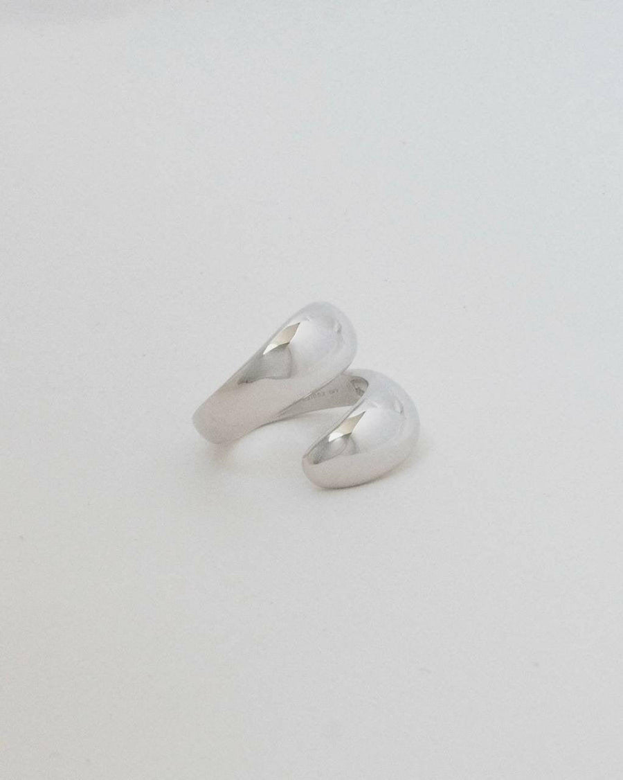 Wave Elegance | Ring | Silver Color | Sustainable Brass